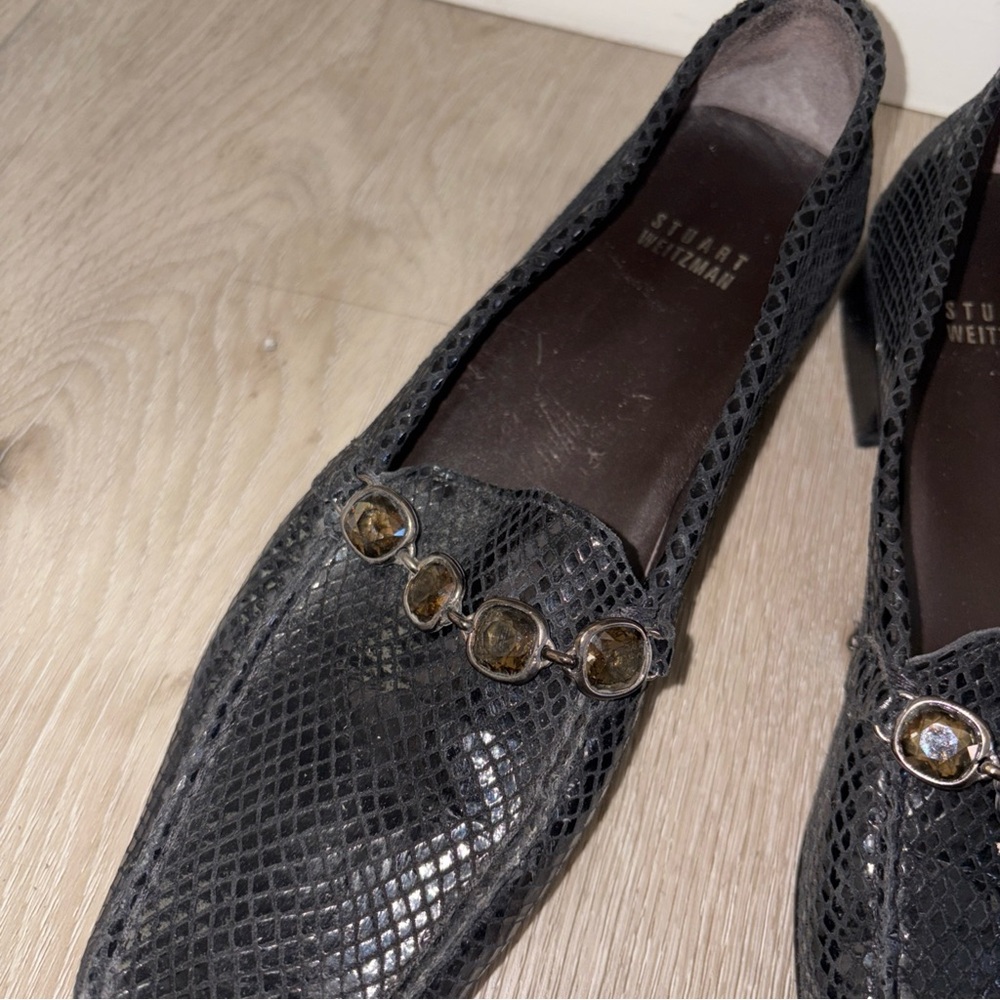 Black Stuart Weitzman Women's 8.5 N Snake Skin Slip-on Loafers W/ Rhinestones - Picture 3 of 14